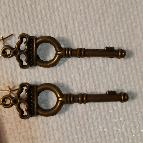 Jewelry - Earrings BOGO